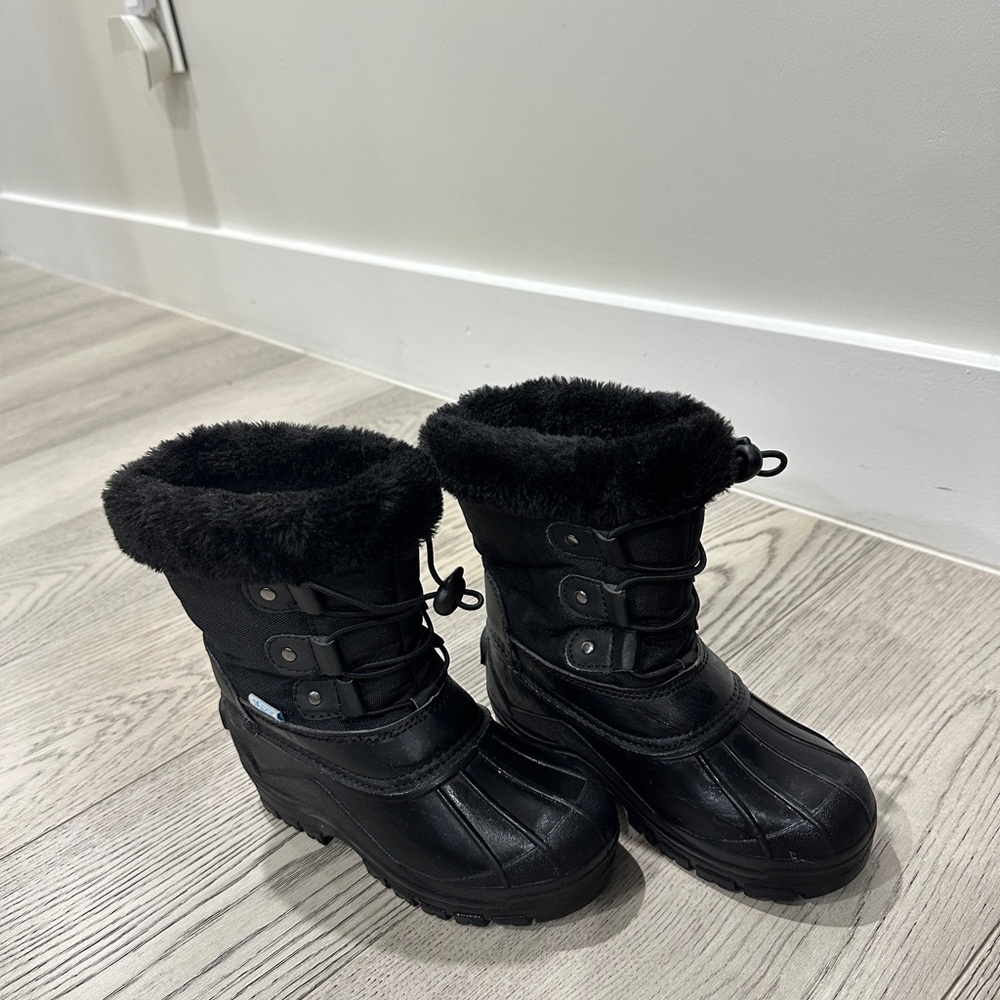 Kids snow boots